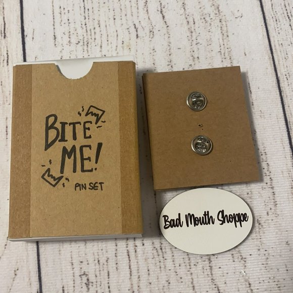 *The Dark Times Handmade Clay Bite Me Chompers Teeth Clay Pin Badge Set - Picture 2 of 3